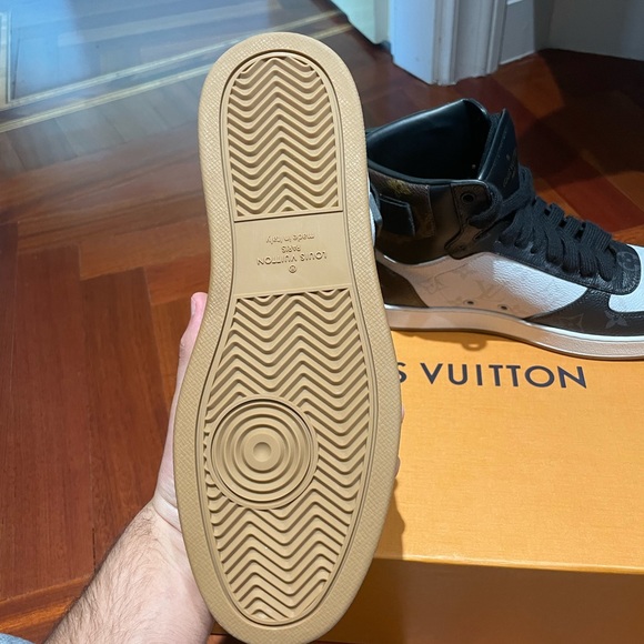COPY - Louis Vuitton Rivoli Sneakers Brand new - Picture 5 of 9